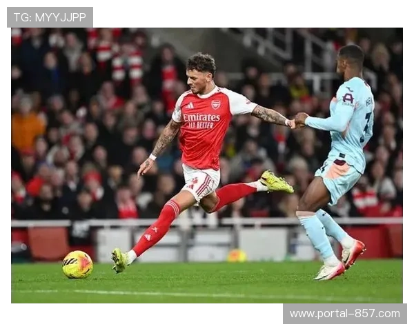 斯坦福桥门将失误频现，桑切斯出击失误致本怀特头球首开纪录